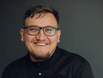 Артем Іванович Чуп — стоматолог-хірург та імплантолог PICASSO