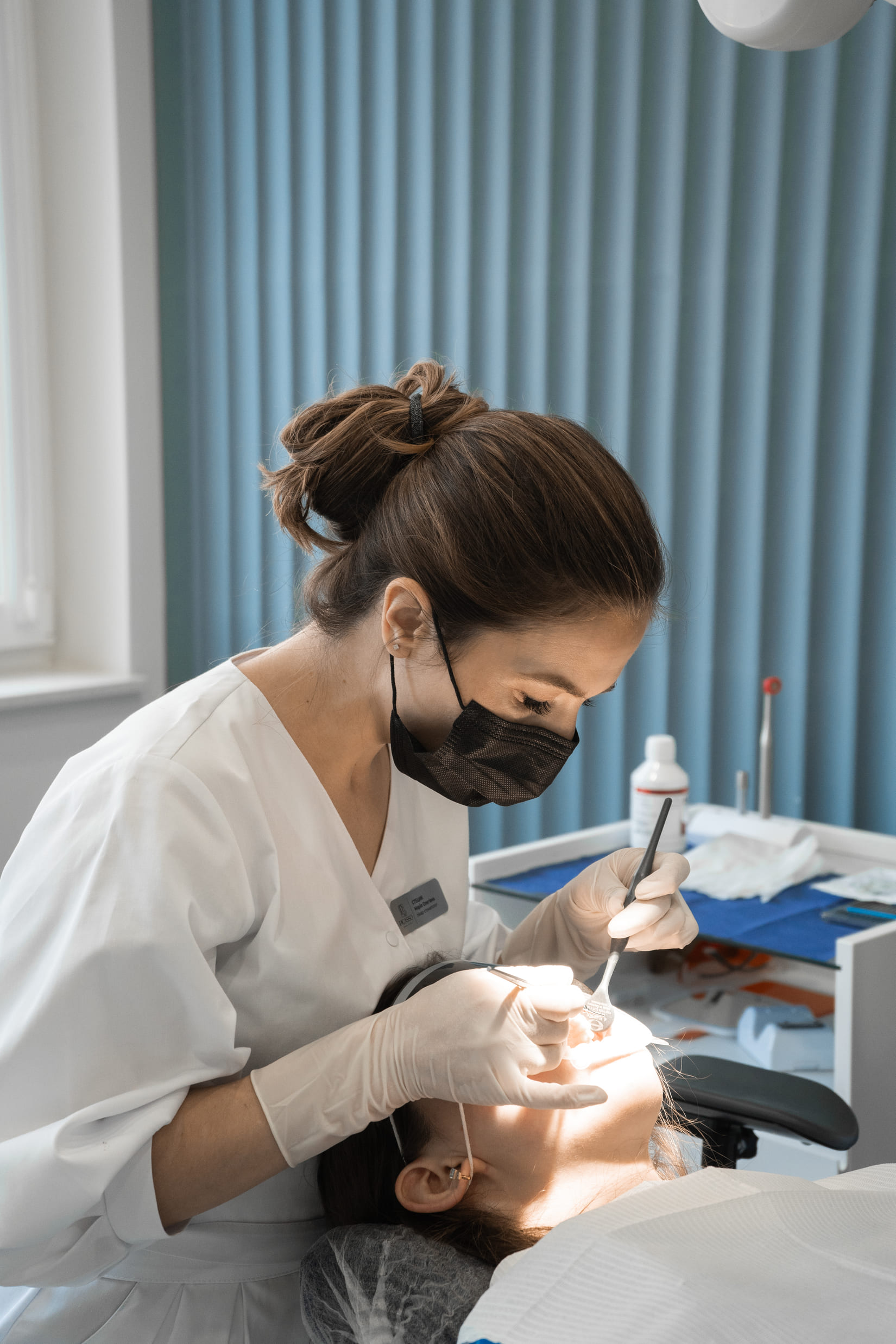 Про керамічні коронки